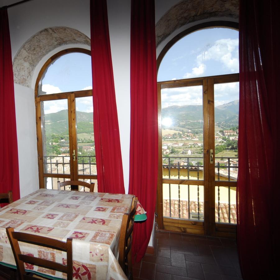 B&B Palazzo Sassatelli Cascia Eksteriør billede